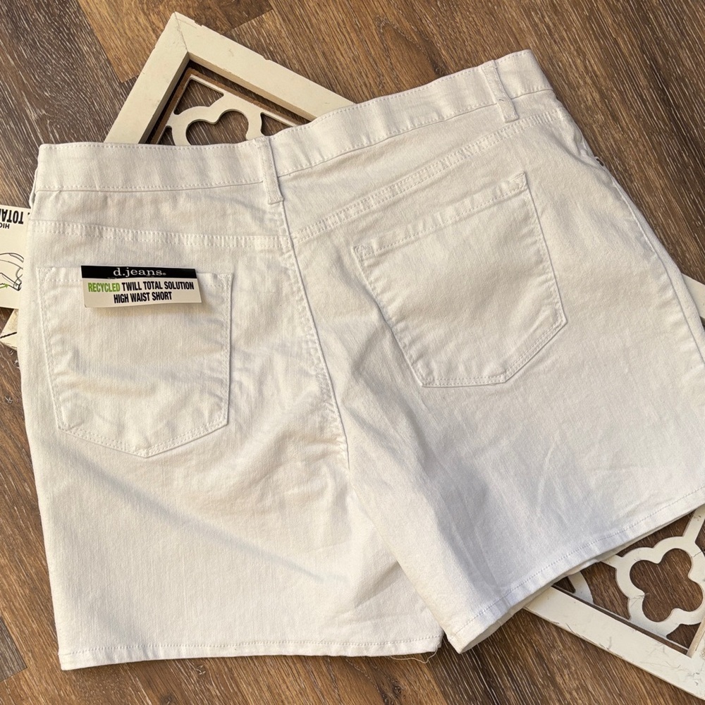 d. jeans Women's Jean Shorts 16 (new) last pair! - Picture 8 of 11